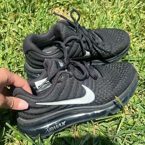 Nike Air Max 2017 Size 5